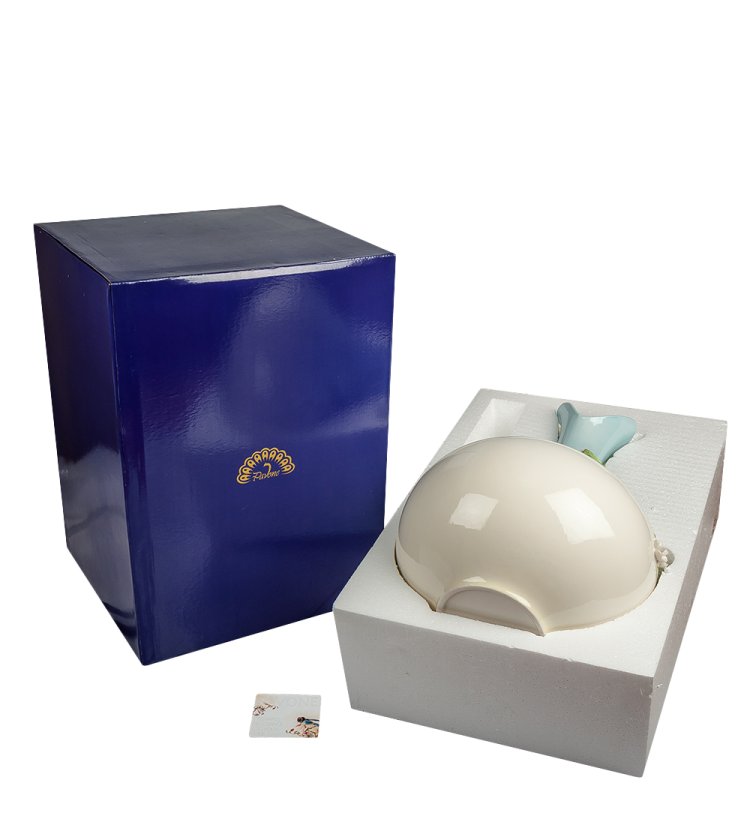 Ваза для цветов из фарфора Жасмин Pavone FM-58, фотография в упаковке