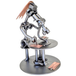 Исследовательница - Фигурка из металла