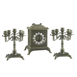 Часы каминные с канделябрами на 5 свечей Ларец