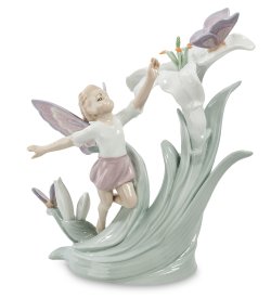 Фигурка из фарфора Цветочная фея с бабочкой