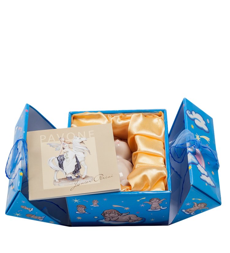 Статуэтка из фарфора Ангелочек Апрель Pavone JP-01/ 4, фотография в упаковке