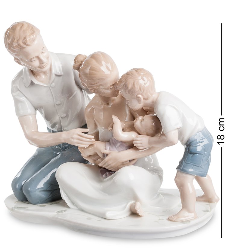 Статуэтка из фарфора Семья Pavone JP-15/53