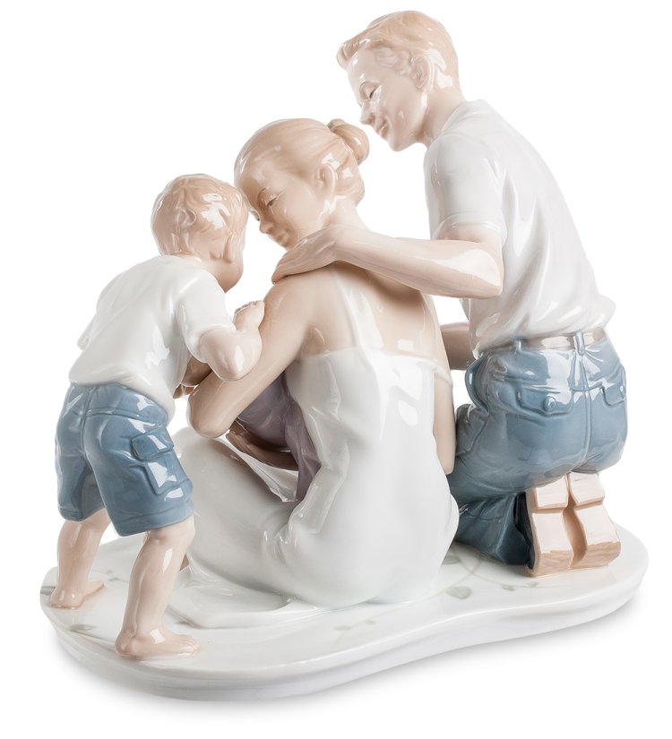 Статуэтка из фарфора Семья Pavone JP-15/53, фотография со спины