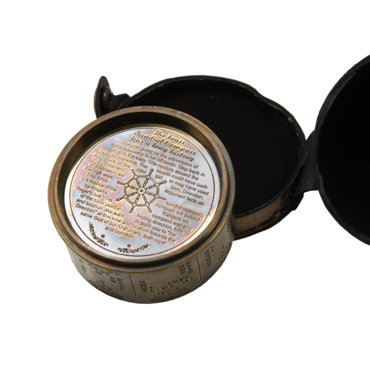 Морской компас в кожаном футляре Nautical NA-16008, оборотная сторона компаса