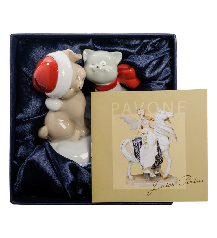 Фигурка из фарфора Кошка с собакой Pavone JP-31/32, фотография в упаковке