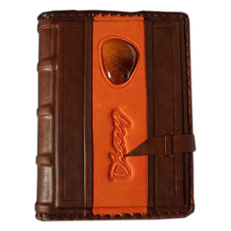 Ежедневник. модель 32