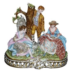 Фарфоровая статуэтка Композиция Спасение гнезда