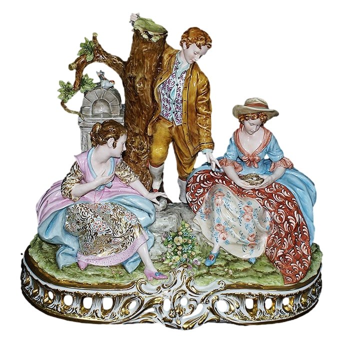 Фарфоровая статуэтка Композиция Спасение гнезда