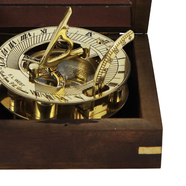 Морской компас в деревянном футляре Nautical NA-16029, увеличенный вид деталей