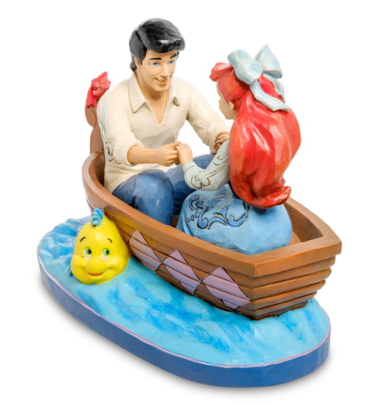 Статуэтка Ариэль и принц Эрик - Первый поцелуй Disney Traditions, вид сзади