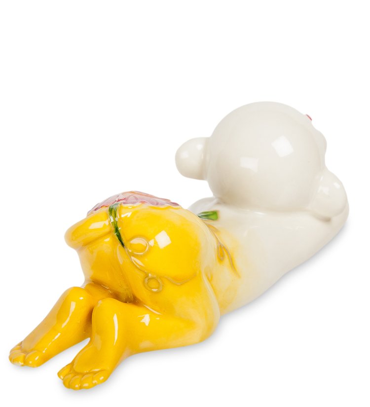 Статуэтка из фарфора Желтая Лежащая Обезьянка с цветком Pavone JP-81/30, фотография со спины