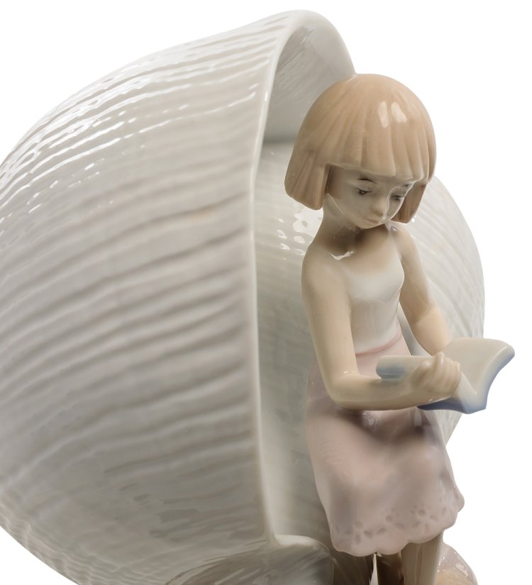 Музыкальная статуэтка из фарфора Звуки моря Pavone JP-42/28, фотография крупным планом