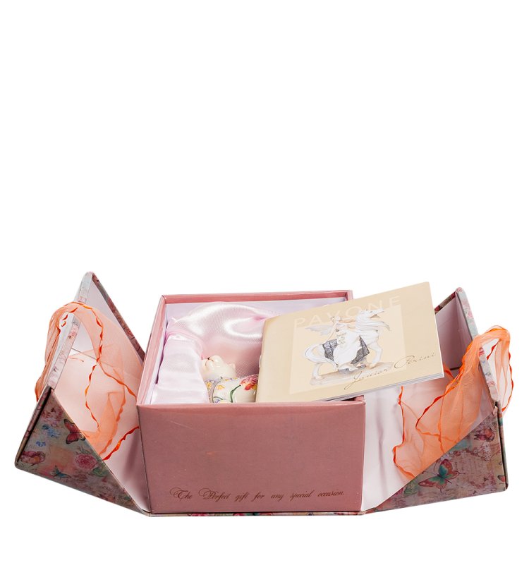 Статуэтка из фарфора Мартовский котенок в цветочках Pavone JP-11/ 52, фотография в упаковке