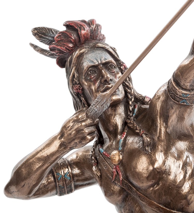 Статуэтка Индеец на Охоте Veronese WS-442, портретный вид