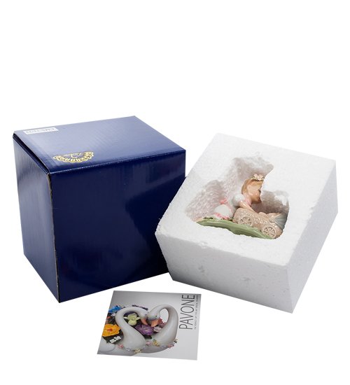 Фигурка из керамики Девочка с медвежатами Pavone CMS-12/22, упаковочный вид