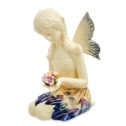 Фигурка из фарфора Девушка-эльф с цветочками
