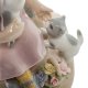 Статуэтка из керамики Девочка с котятами Pavone CMS-12/23, увеличенный вид котенка