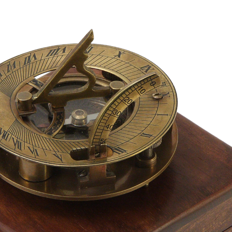 Морской компас в футляре из темного дерева Nautical NA-1663-B, увеличенный вид деталей