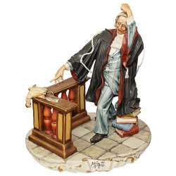 Статуэтка из фарфора Адвокат с курицей