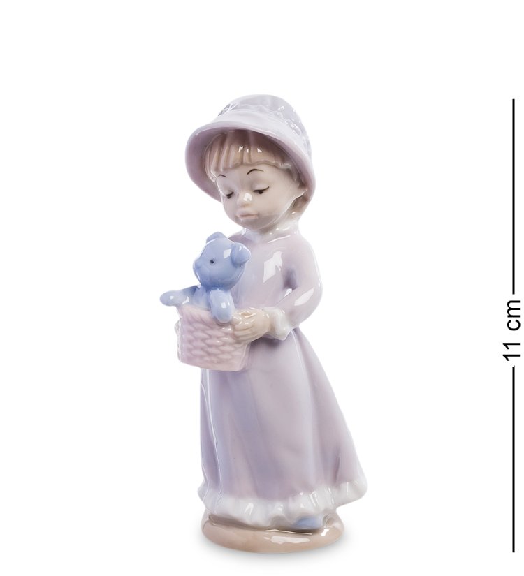 Фарфоровая фигурка Девочка с игрушкой Pavone JP-29/55