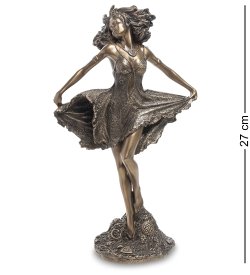 Статуэтка Девушка в платье