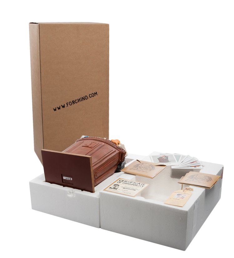 Статуэтка Серьезный Судья - The Judge Forchino FO-85529, упаковочный вид