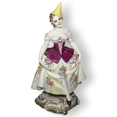 Статуэтка из фарфора Коломбина
