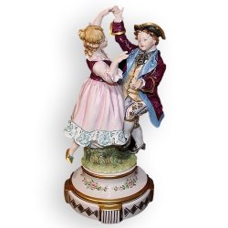 Статуэтка из фарфора Детский балет