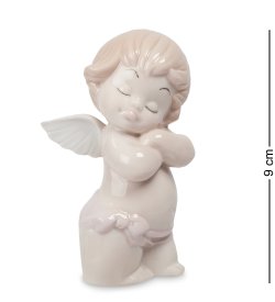 Фигурка из фарфора обиженный Амурчик