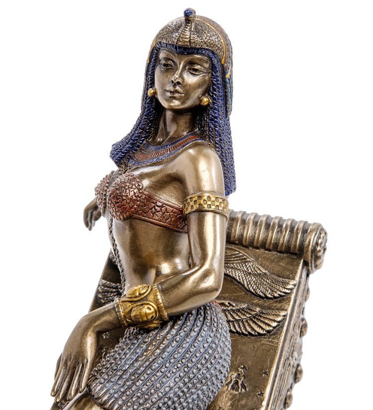 Статуэтка Клеопатра на ложе Veronese WS-445, портретный вид