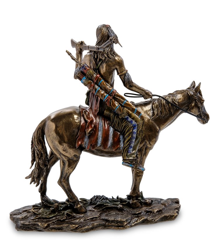 Статуэтка Индеец на коне с ружьем Veronese WS-440, оборотная сторона