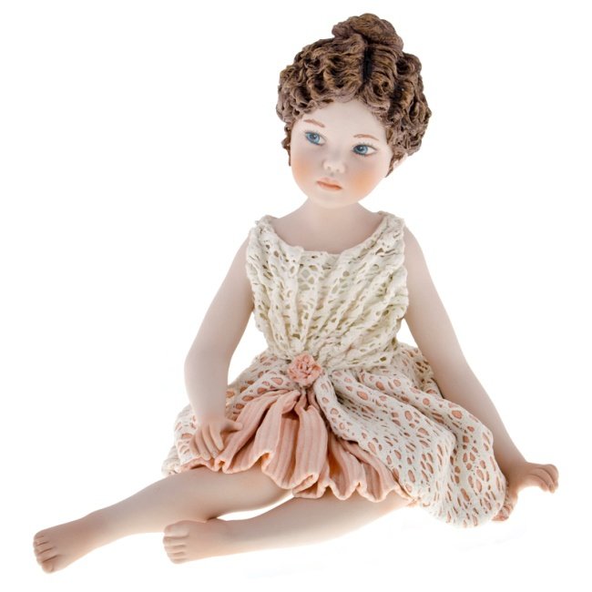 Фарфоровая статуэтка Далиа Sibania Dalia