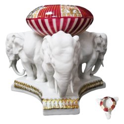 Фарфоровая пепельница Три слона