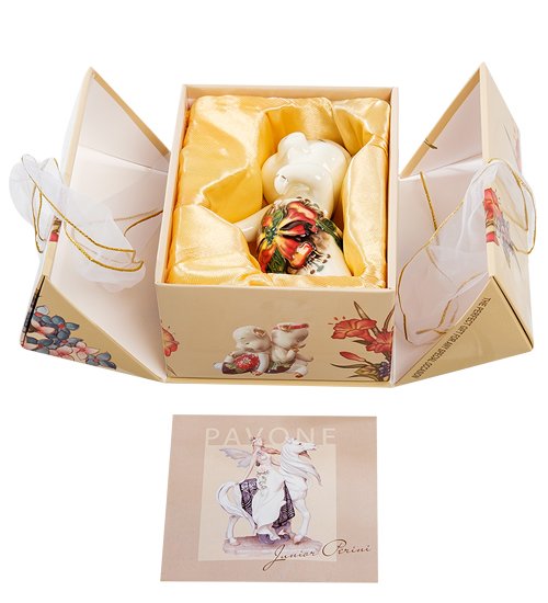 Фигурка из фарфора Танцующий поросенок с цветком Pavone JP-111/18, упаковочный вид