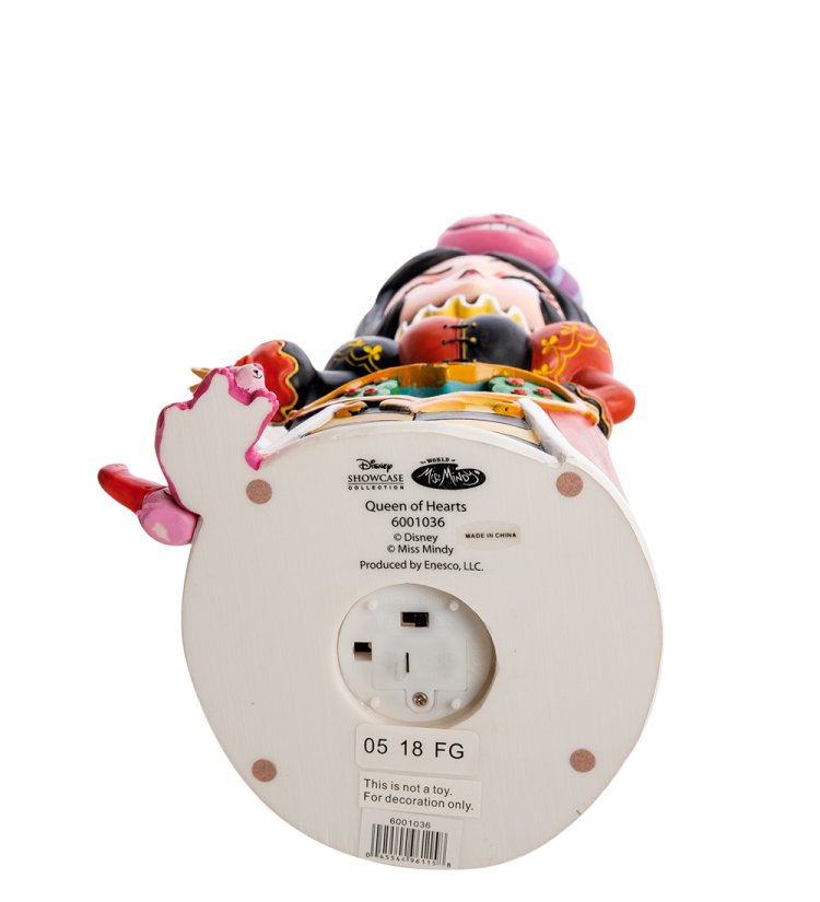 Статуэтка Королева Червей - Игра в крикет The World of Miss Mindy, вид снизу