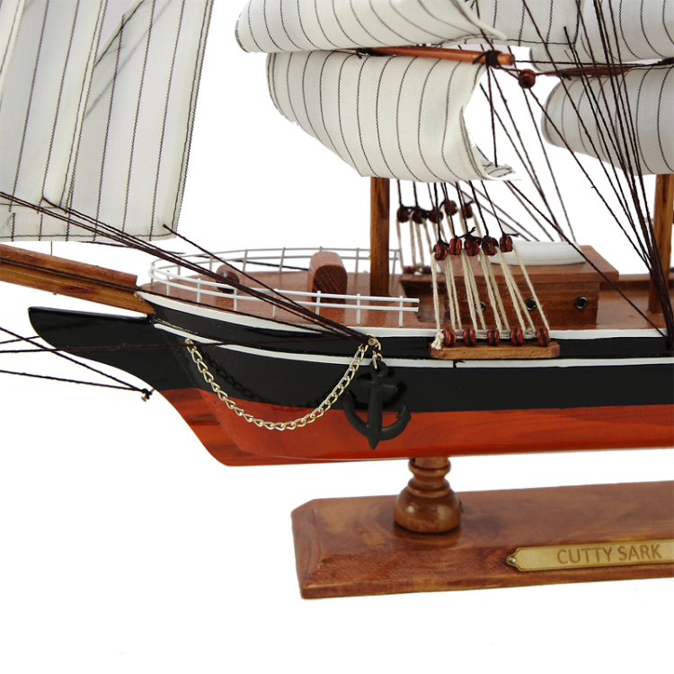 Модель парусного корабля Cutty Sark, 60 см, фото носа
