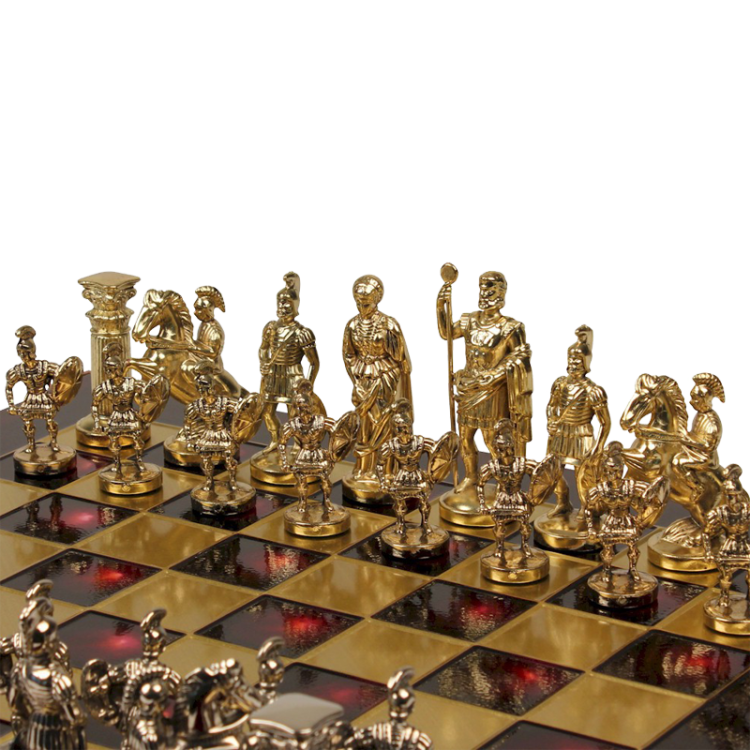 Шахматы с красной доской Греко-Римский период Manopoulos MP-S-3-28-RED, фотография золотых фигур на шахматной доске