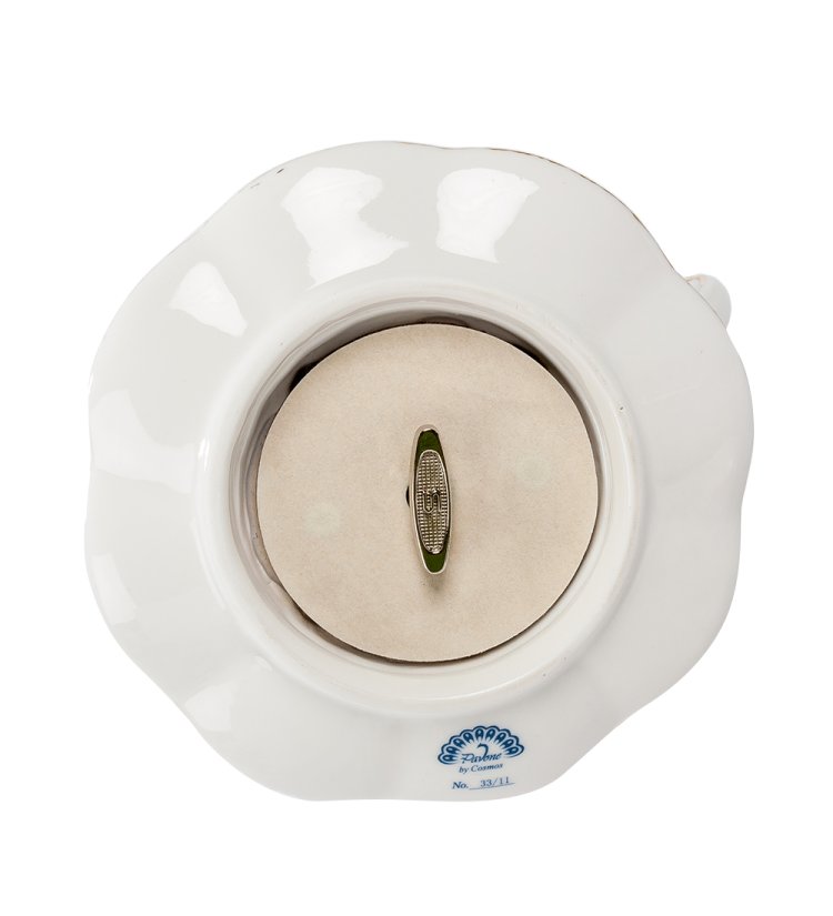 Музыкальная статуэтка Цветочки в корзинке Pavone CMS-33/10, фотография снизу