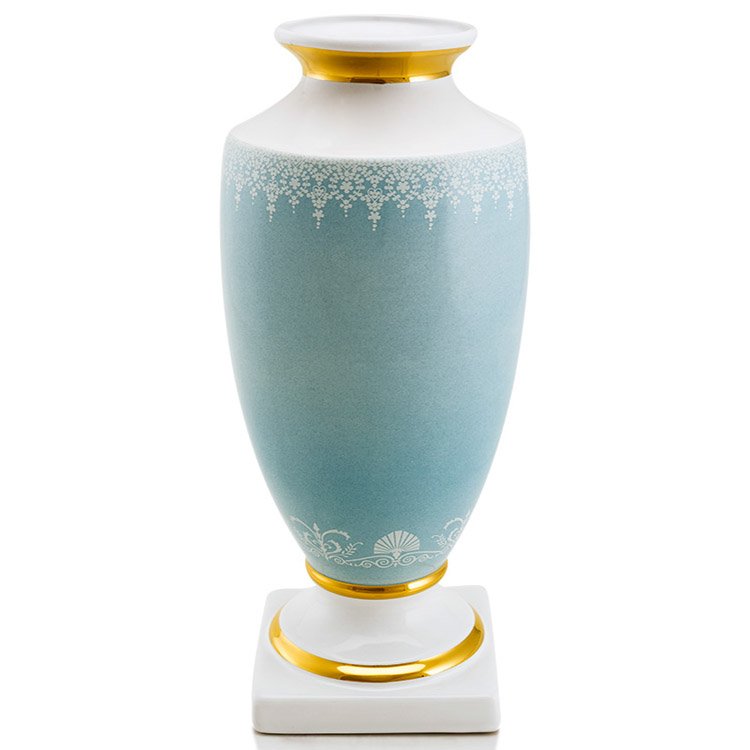 Бирюзовая ваза для цветов