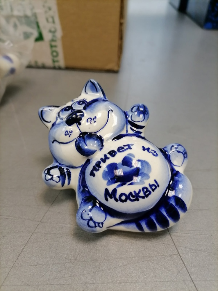 Фигурка Котик Дурак Голубая гжель ГЛ-373, фото со склада вид сверху