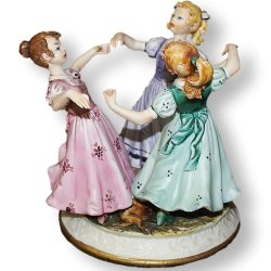 Статуэтка из фарфора Хоровод