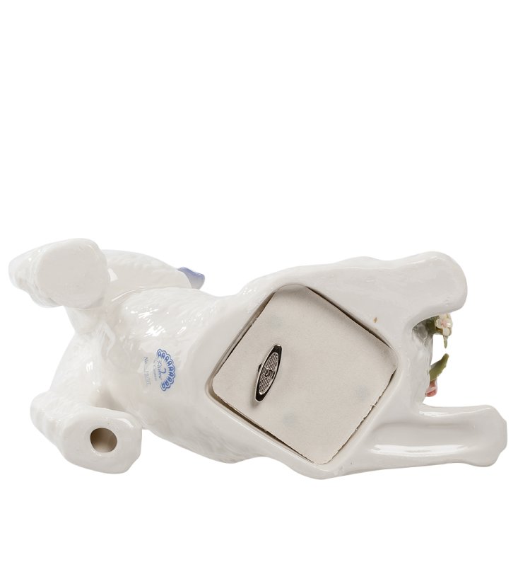 Музыкальная Статуэтка из фарфора Котенок с бабочкой Pavone CMS-15/37, фотография снизу