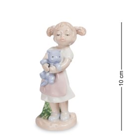 Фигурка из фарфора Девочка с игрушкой