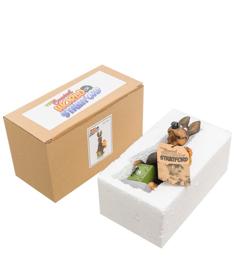 Статуэтка Собака Доберман Желаю достатка The Comical World of Stratford RV-900, упаковочный вид