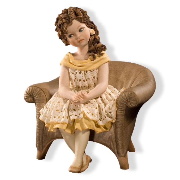 Фарфоровая Статуэтка кукла Клара