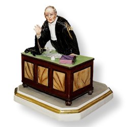 Статуэтка из фарфора Судья