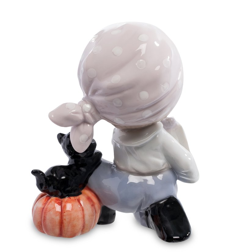 Фигурка из фарфора Мальчик Пират с тыквой Halloween Pavone JP-11/13, фотография со спины