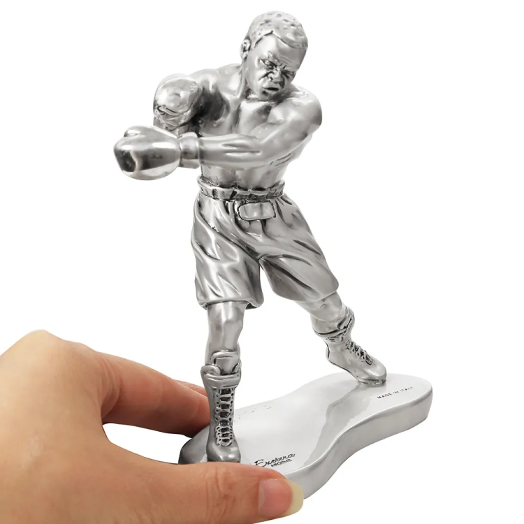 Скульптура Боксер на ринге с посеребрением Exetera Argenti 46-448312, вид в руках