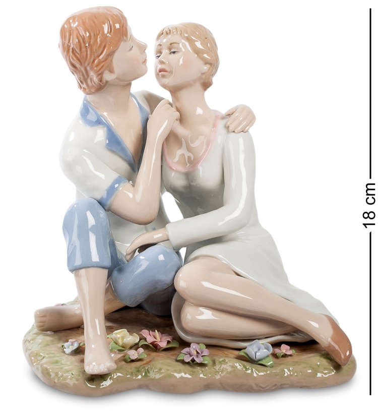 Статуэтка из керамики Влюбленная пара на лугу Pavone CMS-10/37
