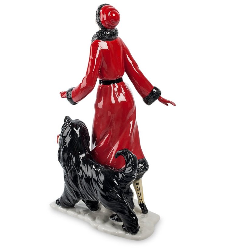 Статуэтка из фарфора Дама с собакой Pavone JP-38/ 2, оборотная сторона